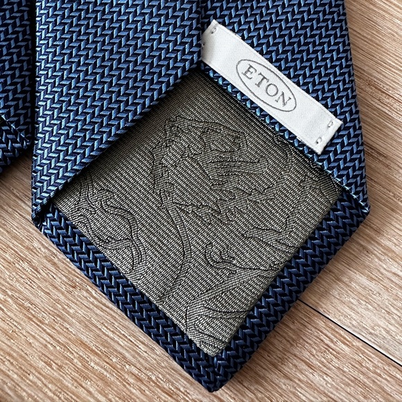 Eton Luxury Tie - Subtle Blue Herringbone Pattern - Made in England - Ex. Cond. - Picture 4 of 7